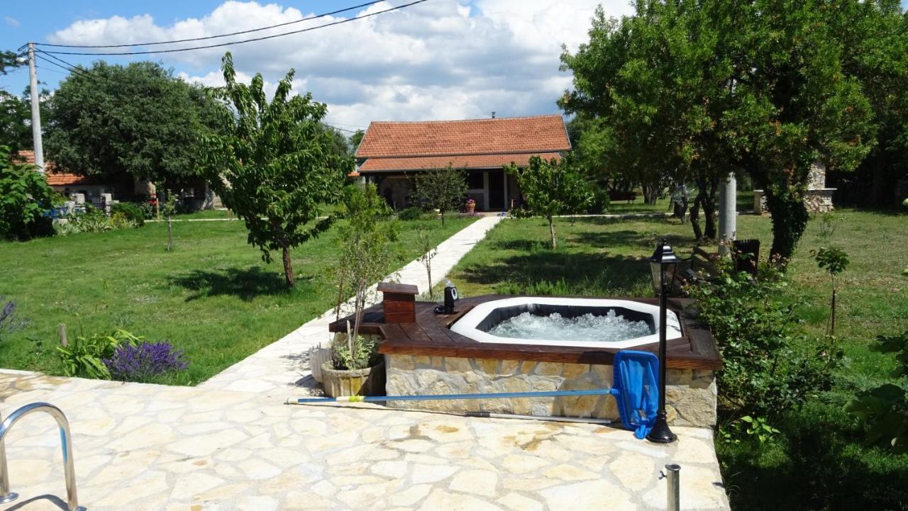 Villa Stone Medal Drnis Exterior photo